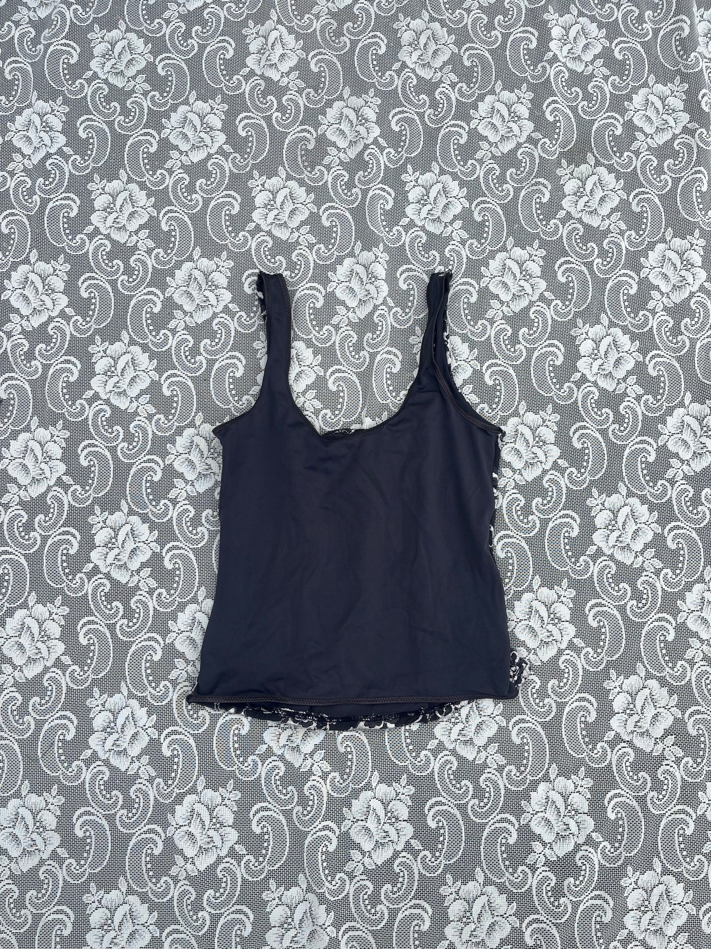 grey stretchy lace tank top