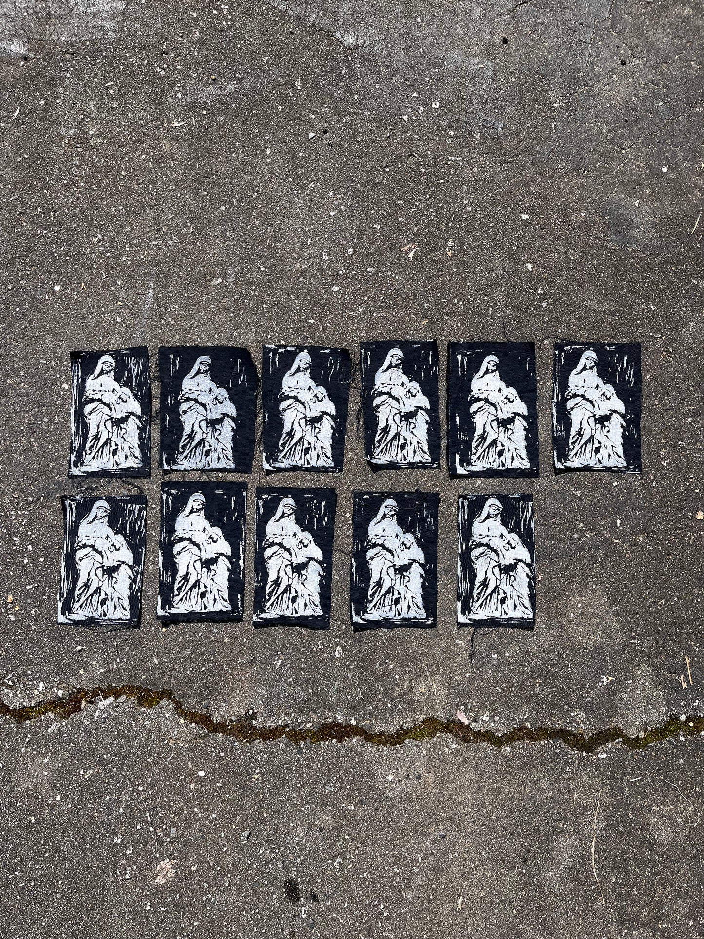 “st anne de la pointe” statue patch